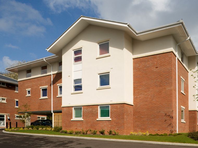 Exterior of Victory close